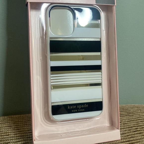 Kate spade phone case for iPhone 12 mini - Picture 2 of 6